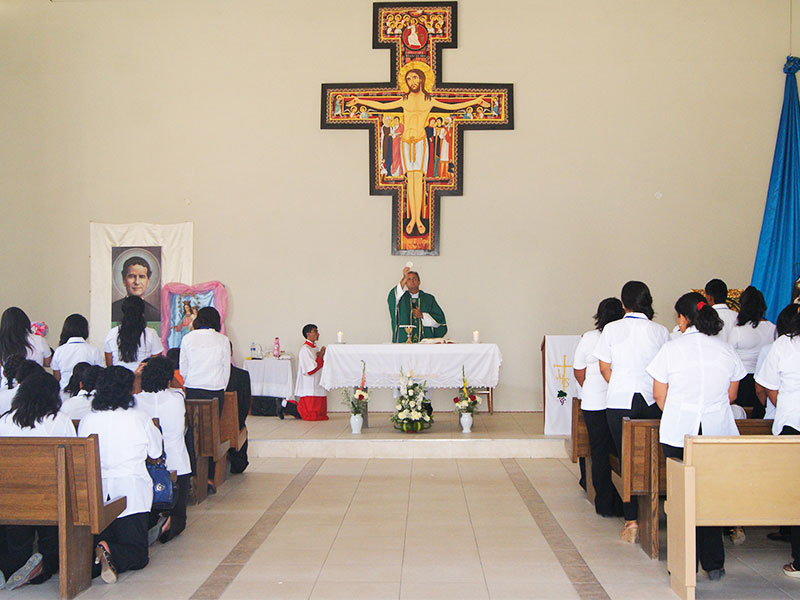 Misa por el d&iacute;a de San Juan María Vianney